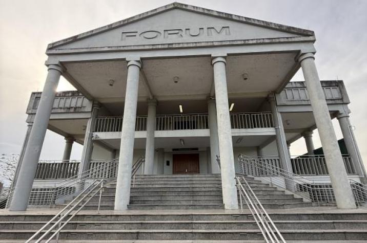 Traficante presa com 40 quilos de maconha em Criciúma é solta em audiência de custódia