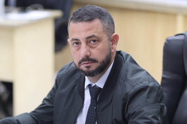 Em um dos primeiros atos na Presidência, Neto Ugionni autoriza gasto de quase R$ 60 mil com reforma de gabinete na Câmara dos Vereadores