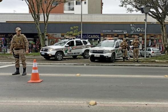 Em andamento: bandido invade loja de eletrônicos e rouba produtos na Santa Luzia