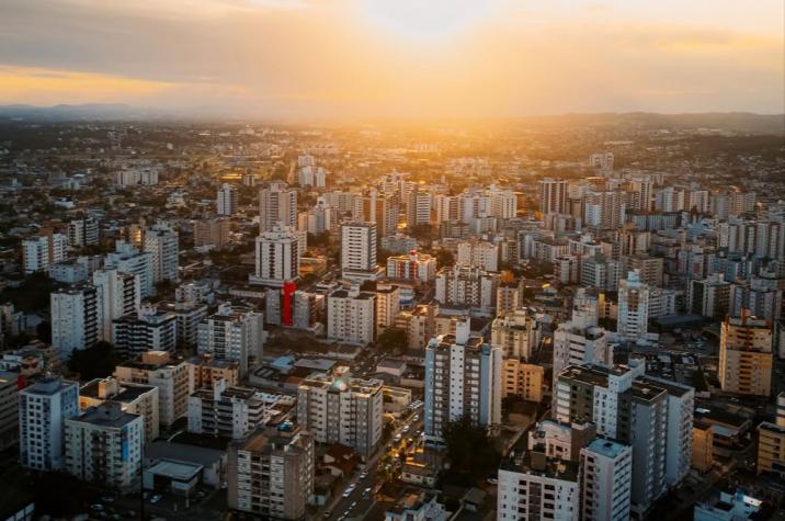 Médica “vende” a própria filha para conseguir dinheiro e apostar no “tigrinho” em Criciúma