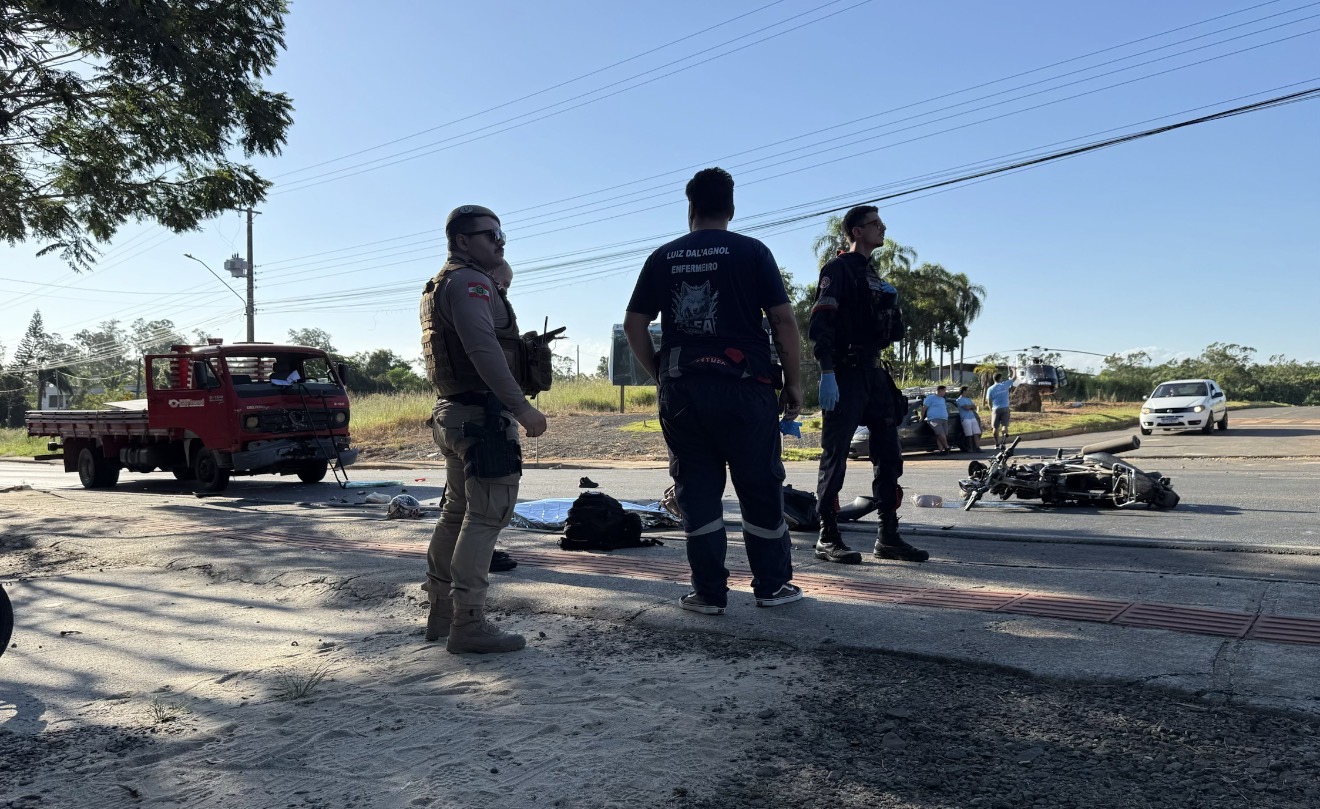 Homem morto em colisão com caminhão em Criciúma é identificado