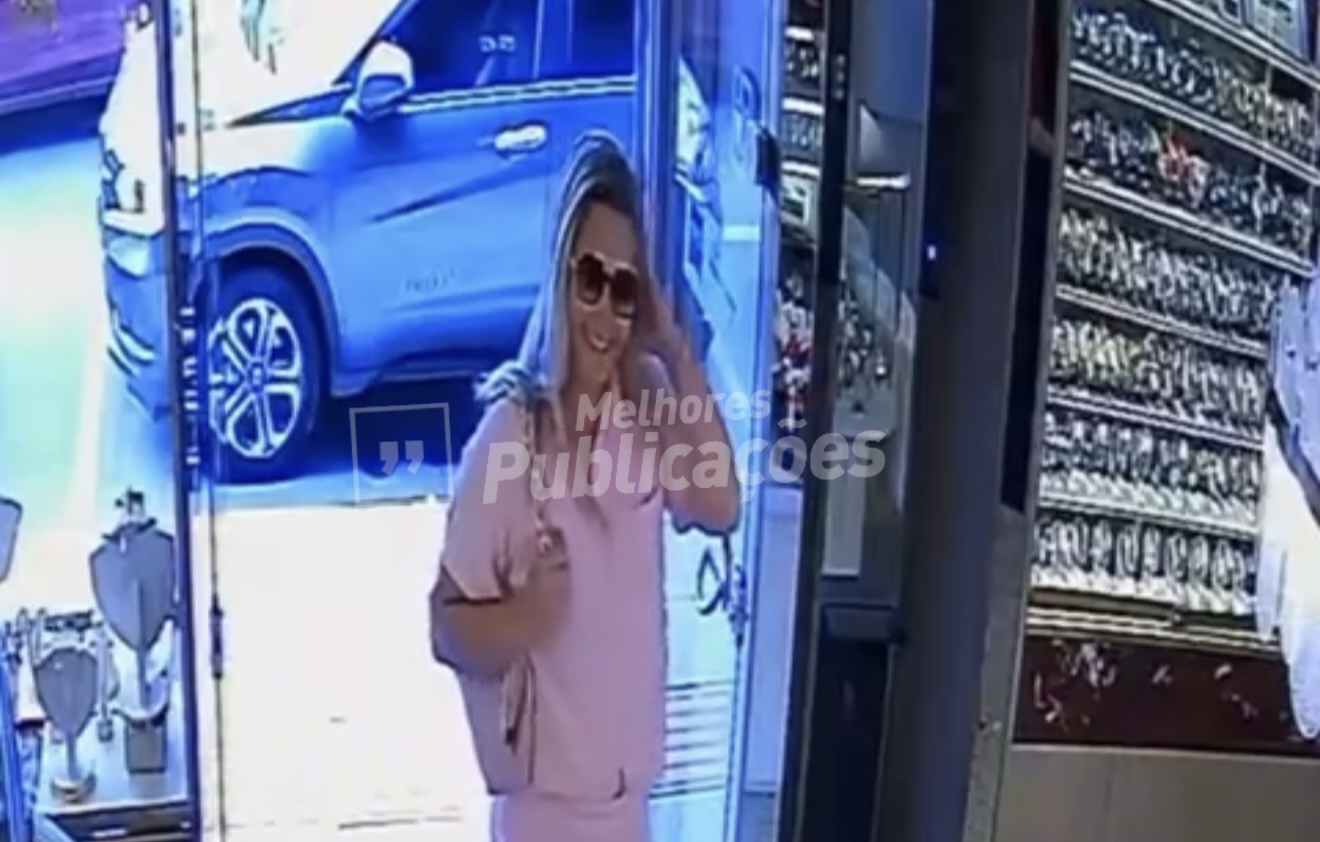 Joalheria publica vídeo e pede ajuda para identificar mulher que furtou anel de R$ 4 mil em Criciúma
