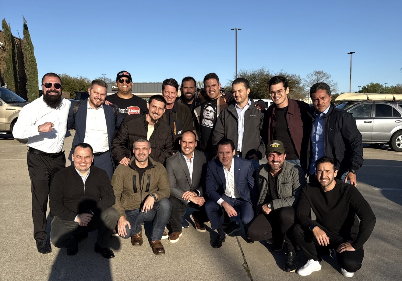 Guilherme Colombo se reúne com Eduardo Bolsonaro nos EUA e articula candidatura com apoio da família Bolsonaro