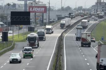 Caminhoneiros anunciam paralização nacional para o dia 4 de dezembro