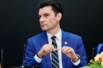 “Promoção pessoal”: MPSC pede condenação de Ulisses Gabriel e multa de até R$ 795 mil por causa do caso Cão Orelha