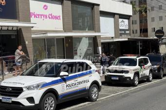 Homem é encontrado morto no interior de restaurante no Centro de Criciúma 
