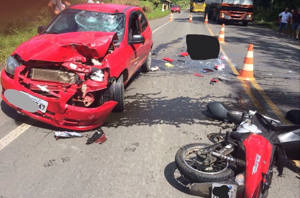 Motociclista morre em grave acidente