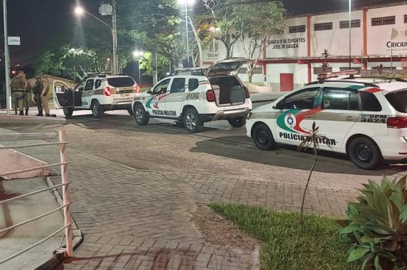Em andamento: ladrão de fios é preso em flagrante no Centro de Criciúma 