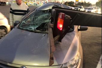 Acidente deixa motorista ferido próximo ao Nações Shopping